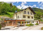 Vielseitiges Mehrfamilienhaus  mit der Möglichkeit von 3 getrennten Wohneinheiten