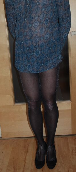 devotes junges Mädchen sucht Abenteuer