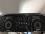 2x Pioneer CDJ 900 Nexus + 1x Pioneer DJM-900NXS2