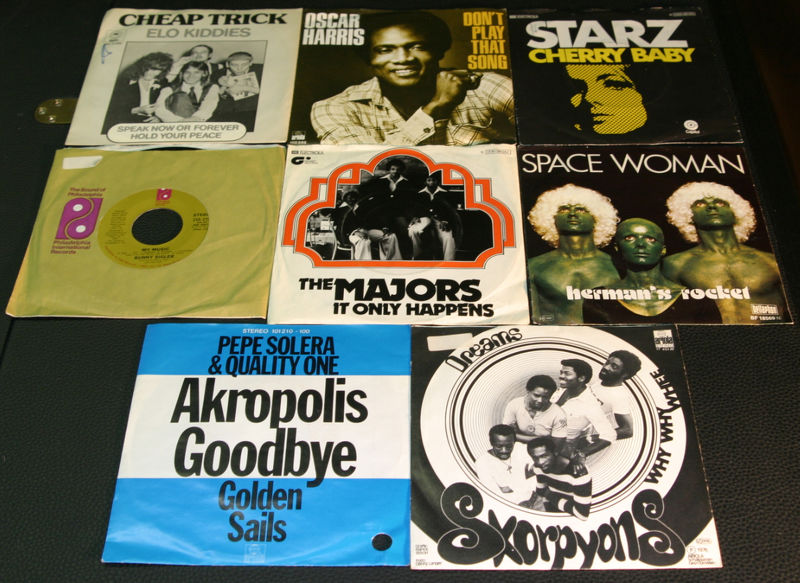 Biete 8 Stk. Singles