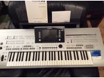 Yamaha Tyros 4 Tasten 61 Keyboard