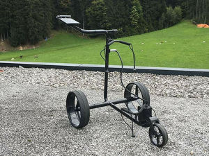 Elektrischer Golftrolley JuCad