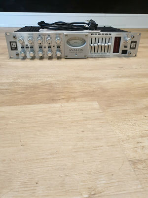 Avalon VT 747Sp Kompressor/Passive EQ Kompressor