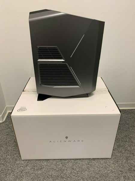 Alienware Aurora R8 Gaming PC
