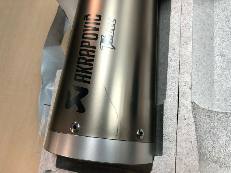 Yamaha Akrapovic Slip On V-Max