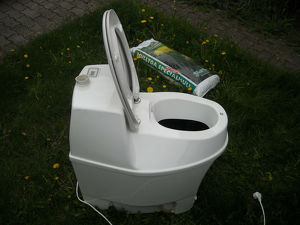 Komposttoilette Garten und Campingtoilette Humustoilette