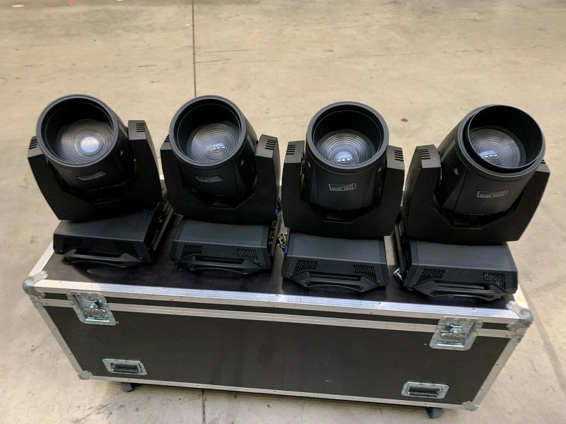 4 Clay Paky Sharpy Wash 330 im Flightcase