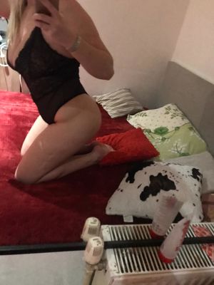 ANASTASIA - HEISS UND SEXY
