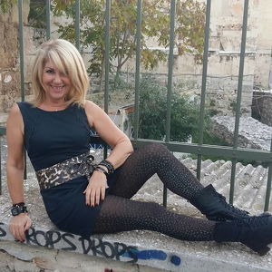 möchte verzaubert werden von einem charmanten Mann