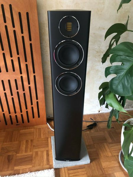 Elac Carina FS247.4 in Schwarz matt ein Paar