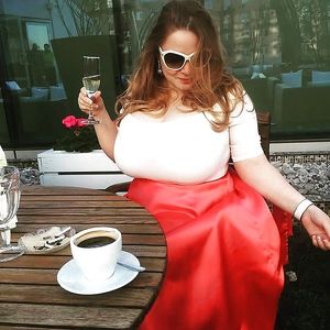 brünette 38ährige sucht Partner für neuen Anfang