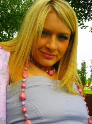 Einsame Blondine sucht wilden Mann