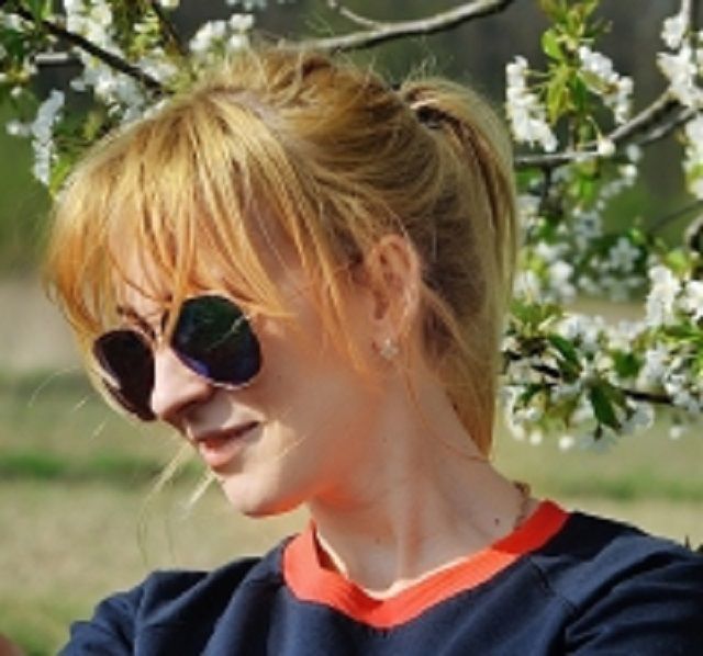 HAUSFRAU SUCHT Gelegenheitstreffen