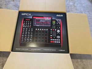 Akai MPC X - neuwertig in OVP