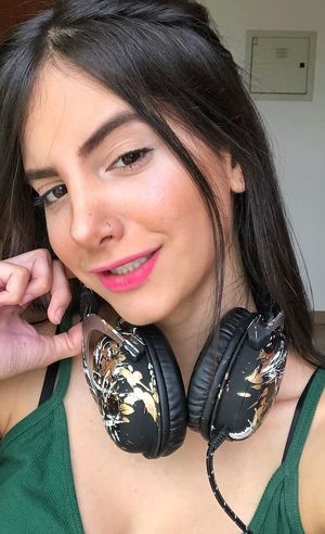 experimentierfreudige 28jährige sucht Sexpartner