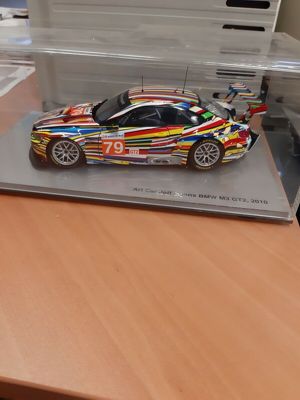 Bmw M3 Gt2 Art Car Jeff Koons 1:18 neu