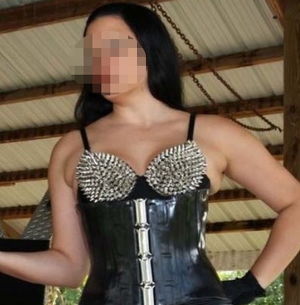 Sie  sucht  ihn mit  ausdauernde Zunge
