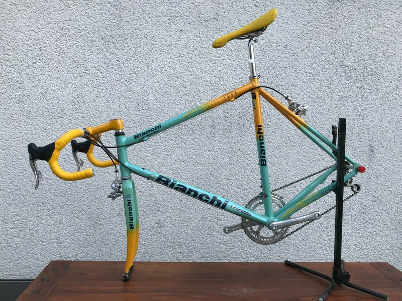 Bianchi Mercatone Uno Mega Pro Campagnolo 9 Speed Marco Pantani Rennrad