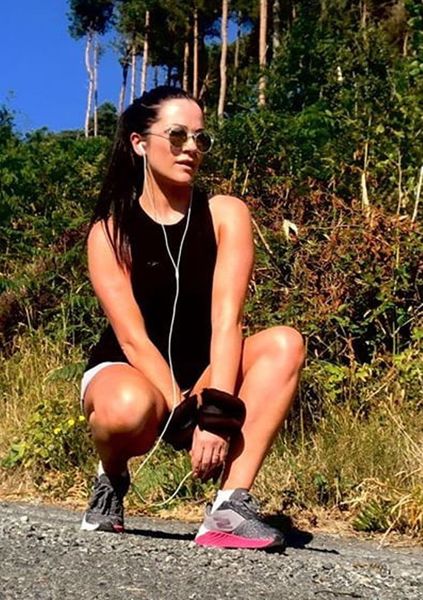 dominante Lady auf Suche nach dir