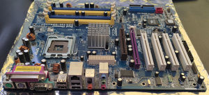 div. Motherboards (Sockel 775)