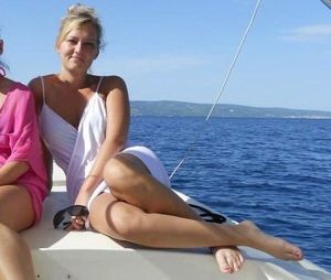 experimentierfreudige Frau sucht Gleichgesinnten