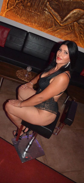 JULIA - GRISCHISCH ANFANGERIN