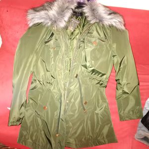 Damen Winter Jacke sehr schön