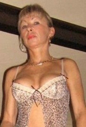 Jüngelchen für reife Alte gesucht