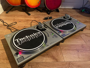 Technics SL-1200 MK5 Turntables X 2