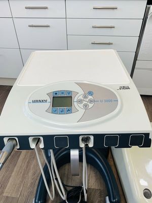 Ultradent U3000/6 Cart Behandlungscart Arztelement