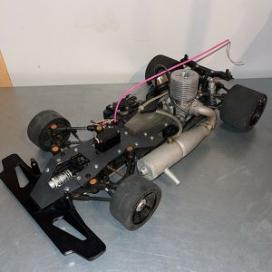 RC Auto Chassis ungeprüft zum Wiederaufbau