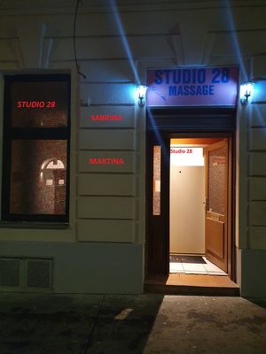 Ramperstorffer gasse 28   Sabrina