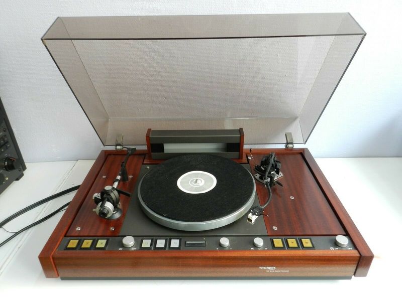 Thorens TD 226 High End Plattenspieler