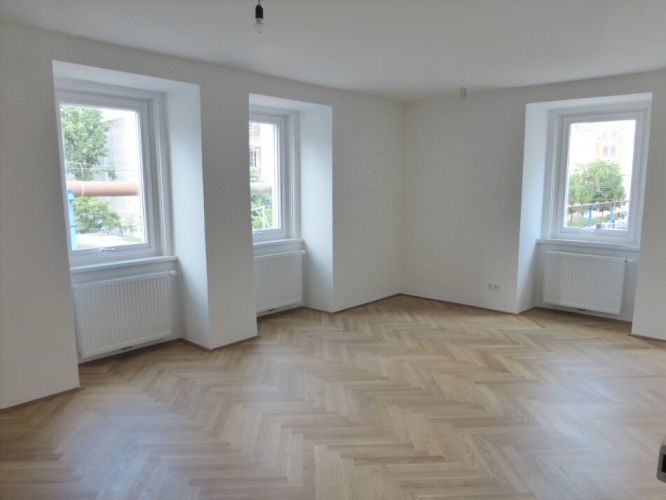 Renovierter Altbau - Erstbezug - Unbefristet! - Perfekt geplante 3-Zimmer-Wohnung