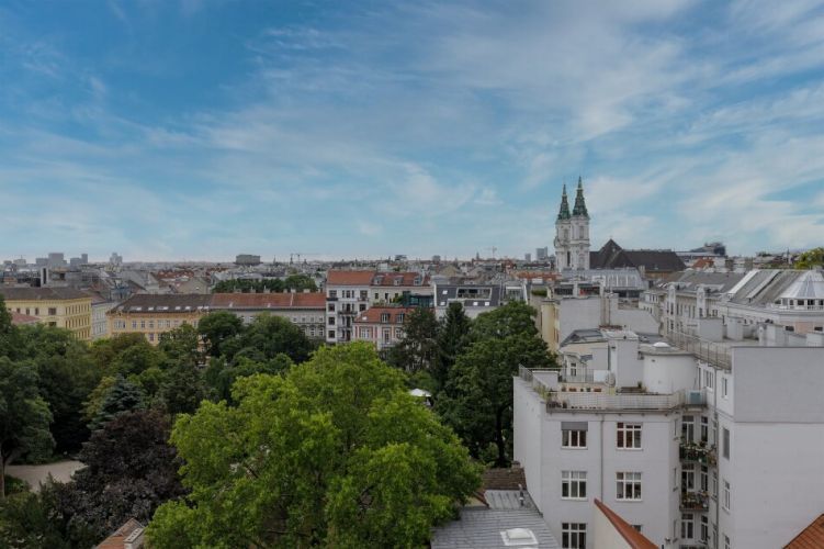 Wundersch&ouml;ne 4-Zimmer Terrassendachgeschosswohnung