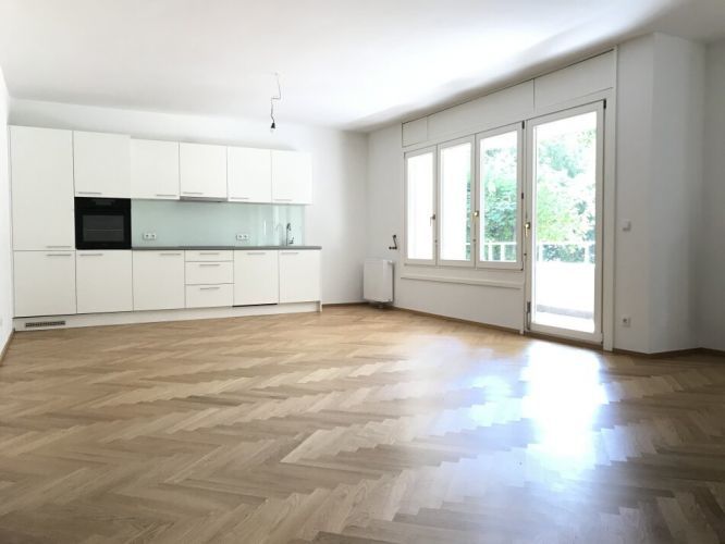 2 Zimmerwohnung mit Balkon