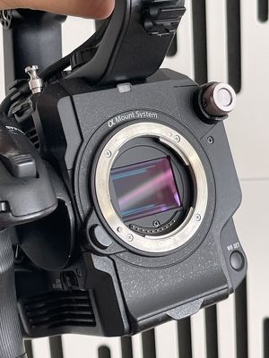 Pro 4K Video Cine Camcorder