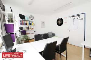 helles Büro in zentraler Lage