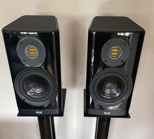 Elac Vela BS 403 Regallautsprecher Paar in Schwarz