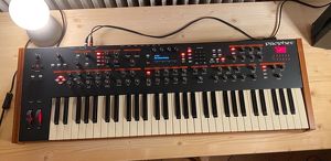 DSI Dave Smith Instruments Sequential Prophet 12