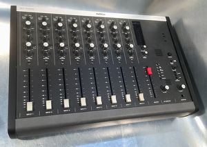 Studer Revox Professional Series MR8 Analoger Mischer 80ies 8 in 2