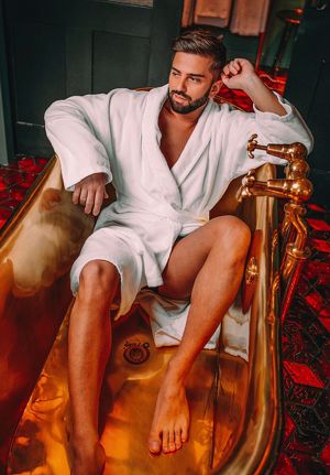 LUCA 27- SEHR HEISSER BOY