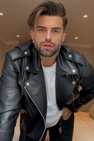 LUCA 27- SEHR HEISSER BOY