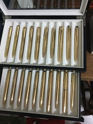 20 x Montblanc Kugelschreiber, Füller, Bleistift 585 Gold 70/80er . 1 aus 20.