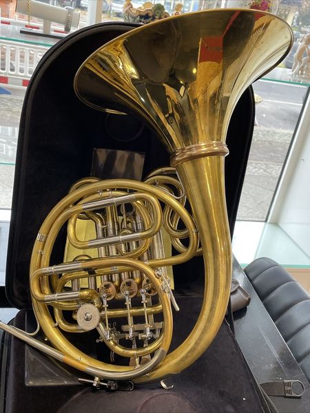 Alexander Mainz Doppelhorn