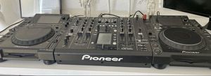 Pioneer  Djm 2000 DJ Equipment