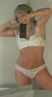 Suchst Du geilen Anal Sex?