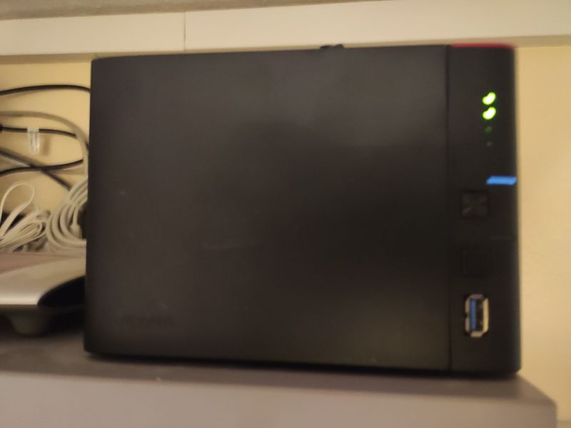 Buffalo 4-Port-NAS LinkStation 441d inkl. 2 Stk. 4 TB NAS-Festplatten