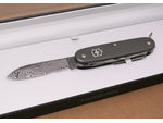 Victorinox Pioneer X Taschenmesser