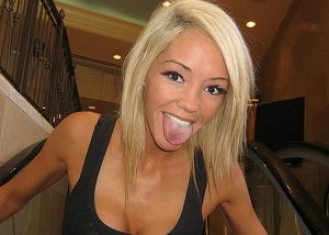 Active Woman sucht Sex Abenteuer für einen Abend